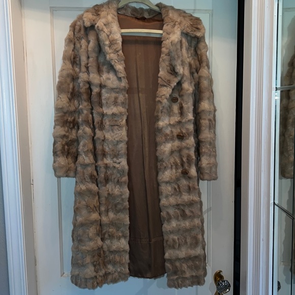 Jackets & Blazers - Vintage ladies fur long coat